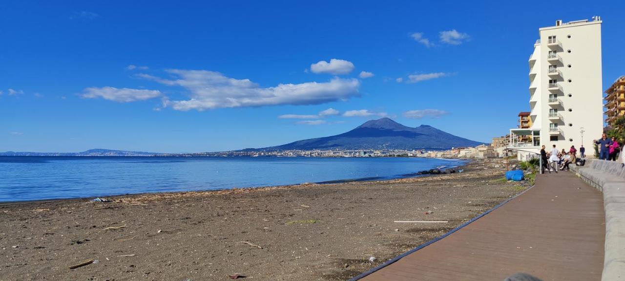 Il Capriccio Lägenhet Castellammare di Stabia Exteriör bild